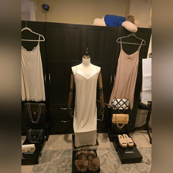 Frette New w/Tags Spring 2024 Long  Nightgown Pajamas Beige/ White Satin - Picture 3 of 12